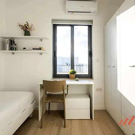 Penthouse Retreat For Couples In Historic Mosta * Ta' Mlit